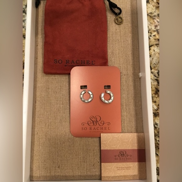 Longaberger So Rachel Silver Chain slink Earrings New in Box - Picture 2 of 3